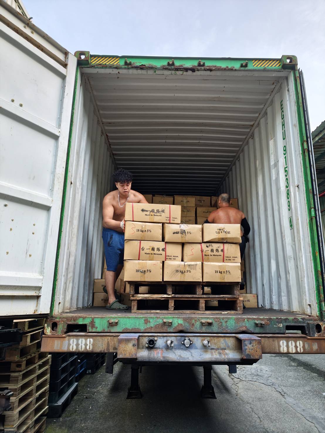 新東園木炭產品與炭火